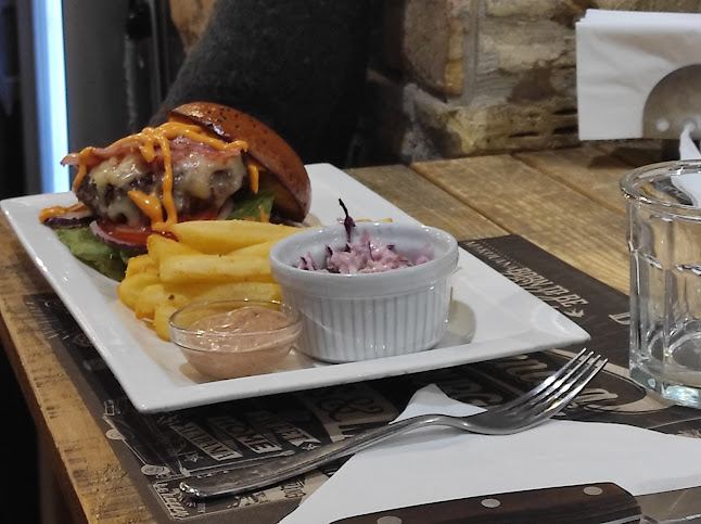 Tuning Bar & Burger - Vendéglátás