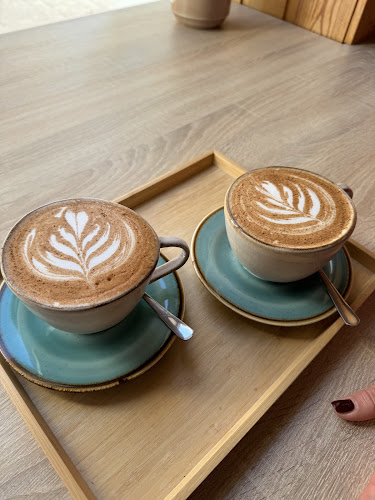 Opinii despre Frida Kávéház în Debrecen - Vendéglátás