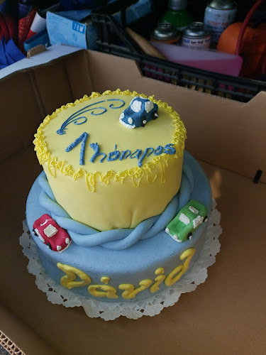 Opinii despre Koronás cukrászda în Debrecen - Vendéglátás