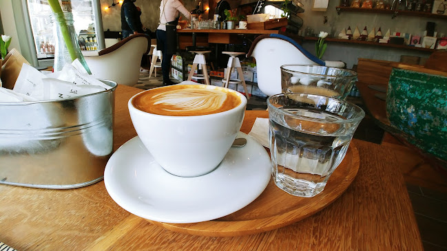 Opinii despre Maurus Étterem és Borbár în Balatonfüred - Vendéglátás