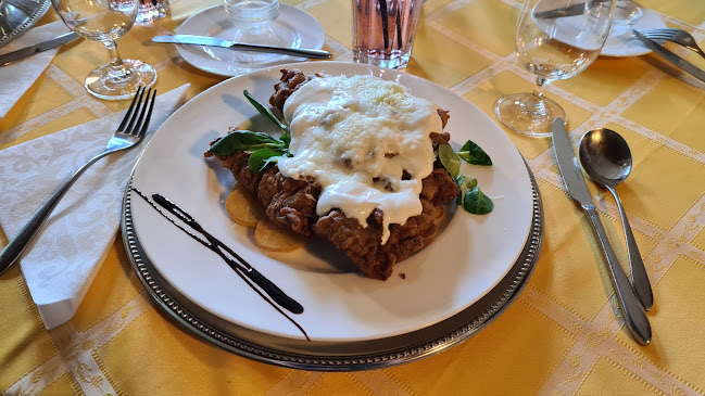 Gyöngyös, Fő tér 7, 3200