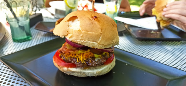 Opinii despre Brunch & Bistro în Szarvas - Vendéglátás