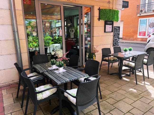 Opinii despre L'Amuse Cukrászda&Kávézó în Budapest - Vendéglátás