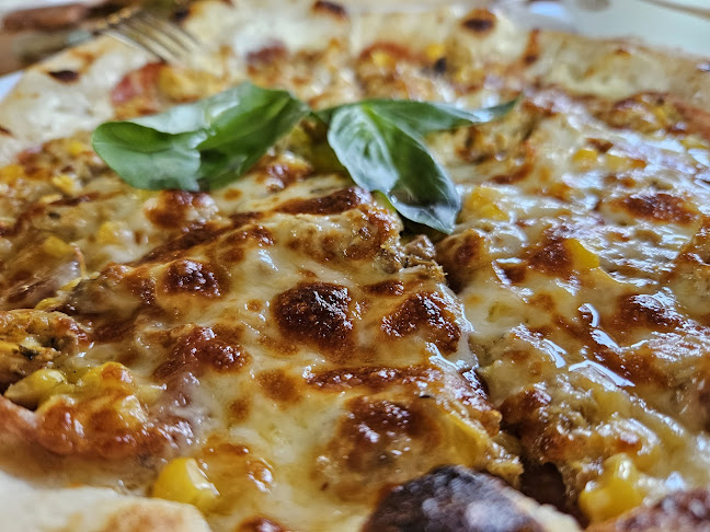 Opinii despre Macsek Büfé és Pizzéria în Gárdony - Vendéglátás