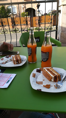 Opinii despre Angel Cukrászda és Pizzéria în Tuzsér - Vendéglátás