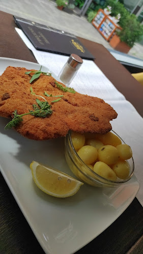 Debrecen, Fórum Bevásárlóközpont, Csapó u. 30, 4029