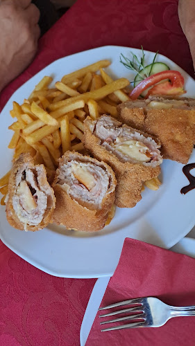 Győr, Fehérvári út 103, 9028