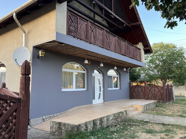 Családi Kajatanya - Vendéglátás