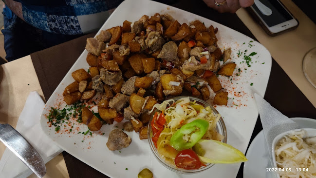 Kecskemét, Alsócsalános 3., 6000