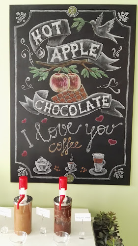 Opinii despre Zwinger Kávéház în Sopron - Vendéglátás