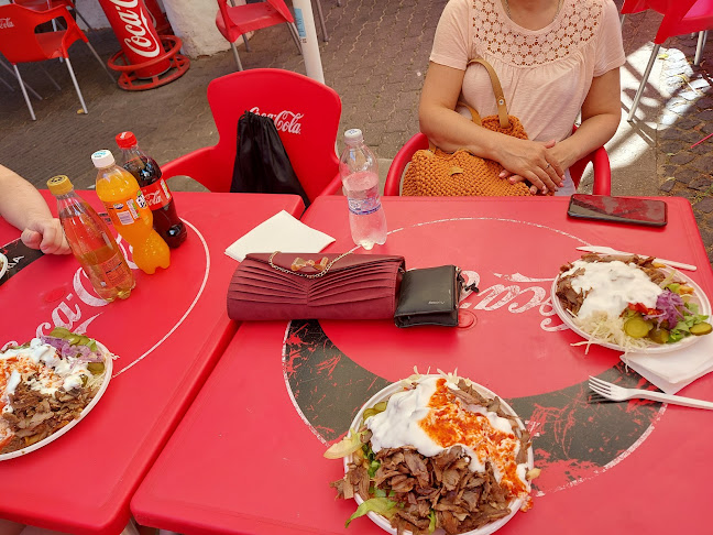 Tony Gyros - Vendéglátás