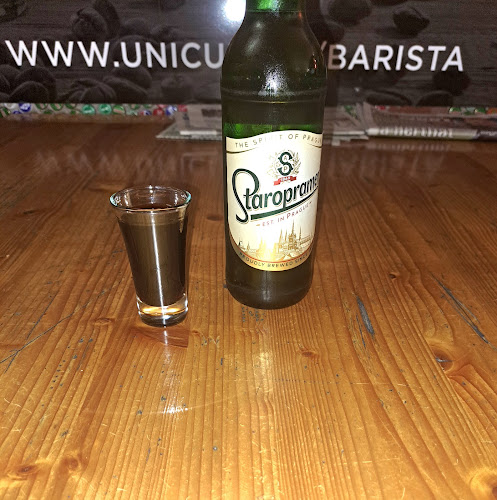 Opinii despre Éva Presszó în Győr - Vendéglátás