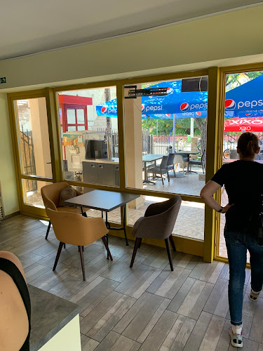 Mangó Terasz - Fagylaltkert és Pizzéria - Vendéglátás