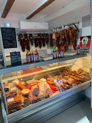 Tibesz-Húsbolt - Vendéglátás