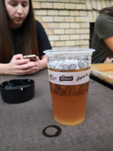 Könyvtár Klub & Treffort Kert - Vendéglátás