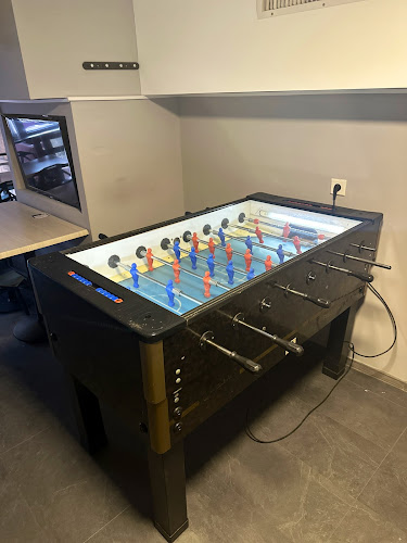 Comentarii opinii despre Piros Hetes presszó