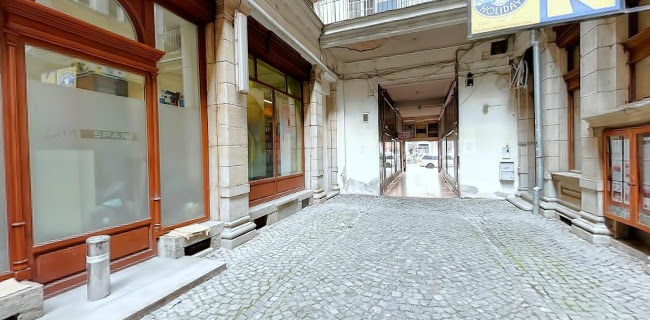 Opinii despre Yaku Café în Budapest - Vendéglátás