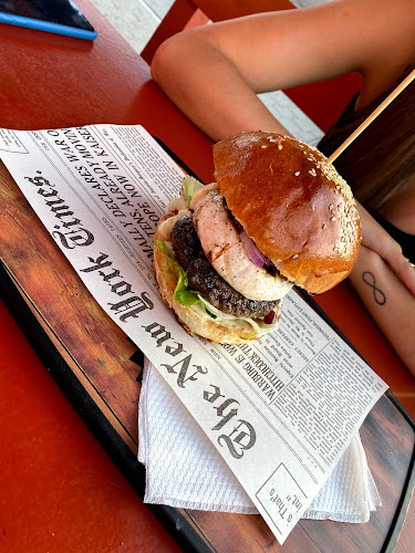 Opinii despre Peze Pékség în Abony - Vendéglátás