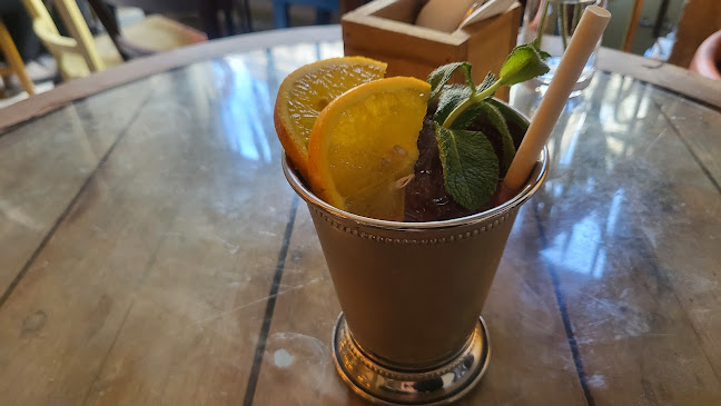 MITZI – Kávé, Konyha, Bár - Budapest