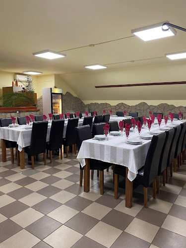 Comentarii opinii despre Családi Kajatanya