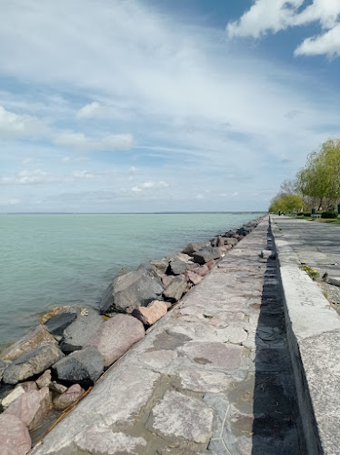 Szabadstrand - Vendéglátás