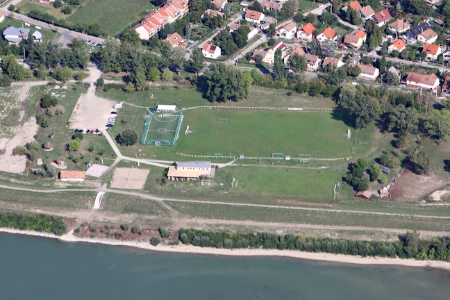 Opinii despre Sportpálya Büfé în Visegrád - Vendéglátás