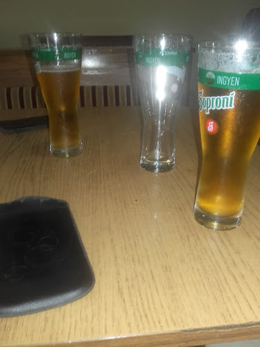 Opinii despre Romantik Kávézó în Zalalövő - Vendéglátás