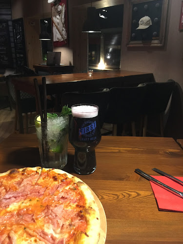 Opinii despre Elefanto pizza & Terrace în Eger - Vendéglátás