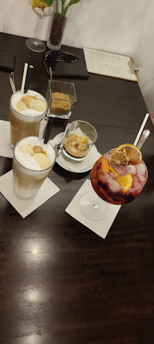 Comentarii opinii despre Présház Kávézó