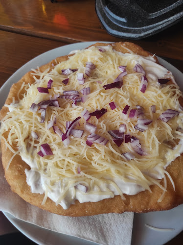 Állomás Söröző - Vendéglátás