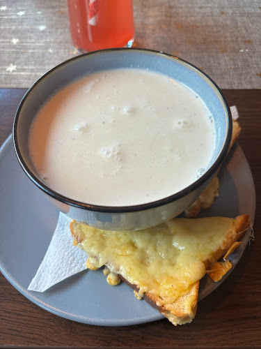 Intro café & Restaurant - Pápa