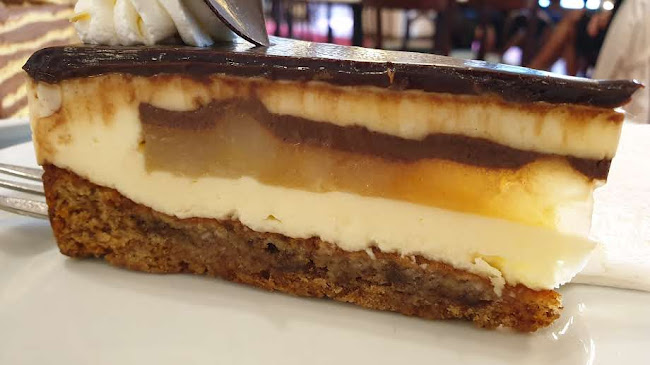 Hauer cukrászda és kávéház - Vendéglátás