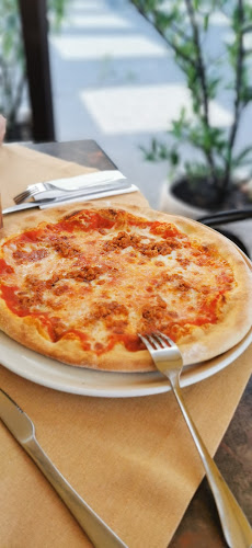 La Pergola Étterem - Vendéglátás