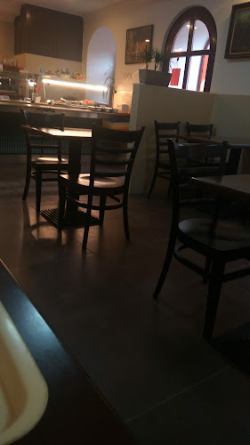 Opinii despre Kínai Gyors Büfé în Budapest - Vendéglátás