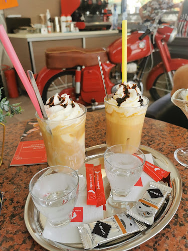 Opinii despre Kóczán Fagyizó în Bük - Vendéglátás