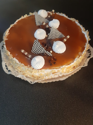 Cserepes kávézó, cukrászda - Vendéglátás