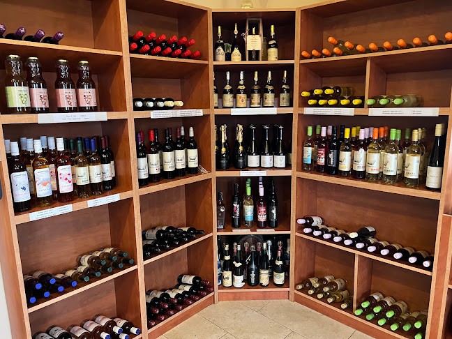 Birkás Bor- Pezsgőház - Vendéglátás