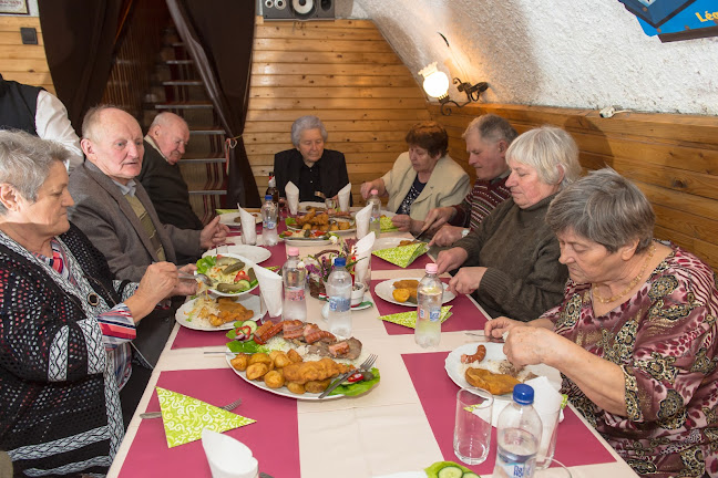 Opinii despre Korona Söröző în Monostorapáti - Vendéglátás