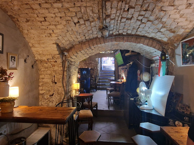 Comentarii opinii despre Keleti Waiting Room