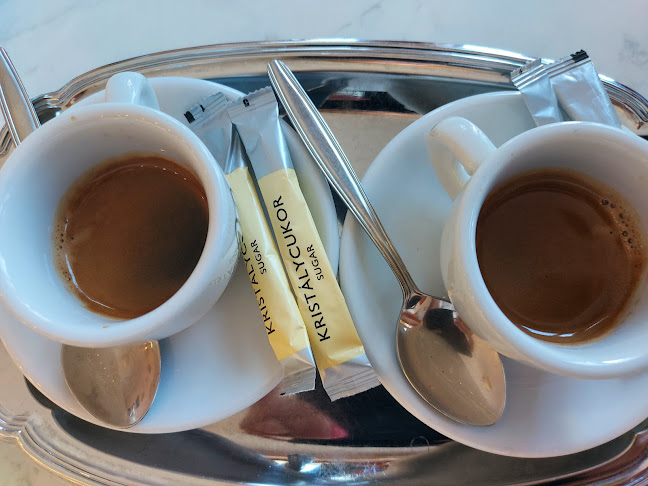 Comentarii opinii despre Maródi Cukrászda Kft