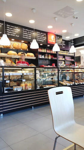 Budapest, Corvin Plaza Ground Floor, Corvin sétány, 1082