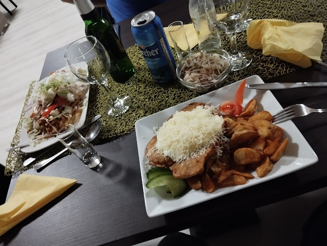 Opinii despre Kocka Étterem és Rendezvényház în Kazincbarcika - Vendéglátás