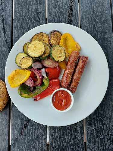 Opinii despre Sailor's Grill & Pub în Siófok - Vendéglátás