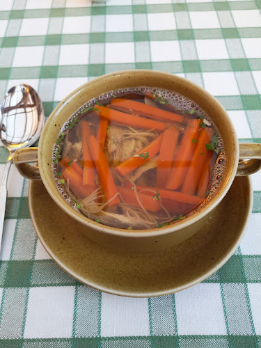 Dombi és Fiai - Vendéglátás