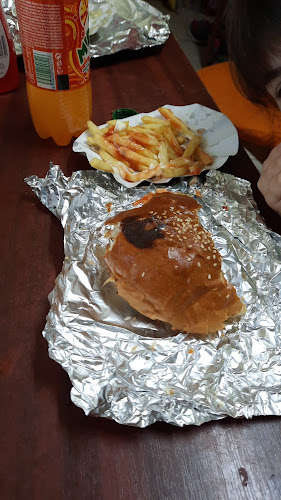 Luki's Burger - Vendéglátás