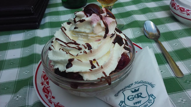 Dunagyöngye Halászcsárda - Dunaújváros