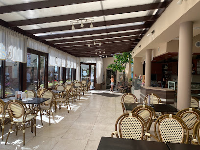 Kerekes Cukrászda, Bozsok