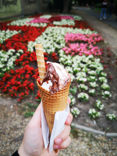 Opinii despre Artigiana Gelati în Budapest - Vendéglátás