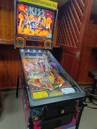 Borbarát Borozó - Vendéglátás