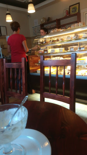 Comentarii opinii despre Herr Cukrászda